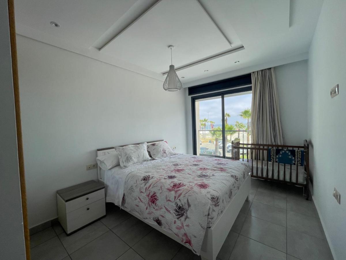 מרטיל Seafront High Standard Apartment מראה חיצוני תמונה